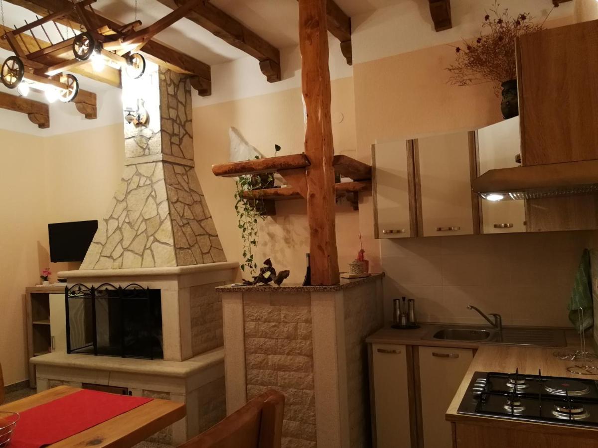 Apartman Fachin Motovun Esterno foto