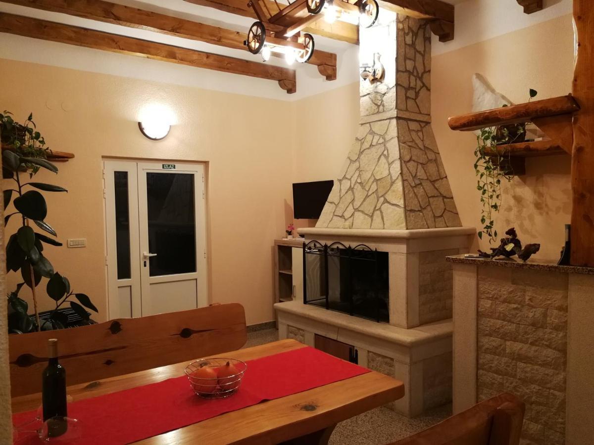Apartman Fachin Motovun Esterno foto